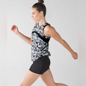 Lululemon Water Sun Runner Tank in Crosscourt Petal Black Clarity Yellow / Black